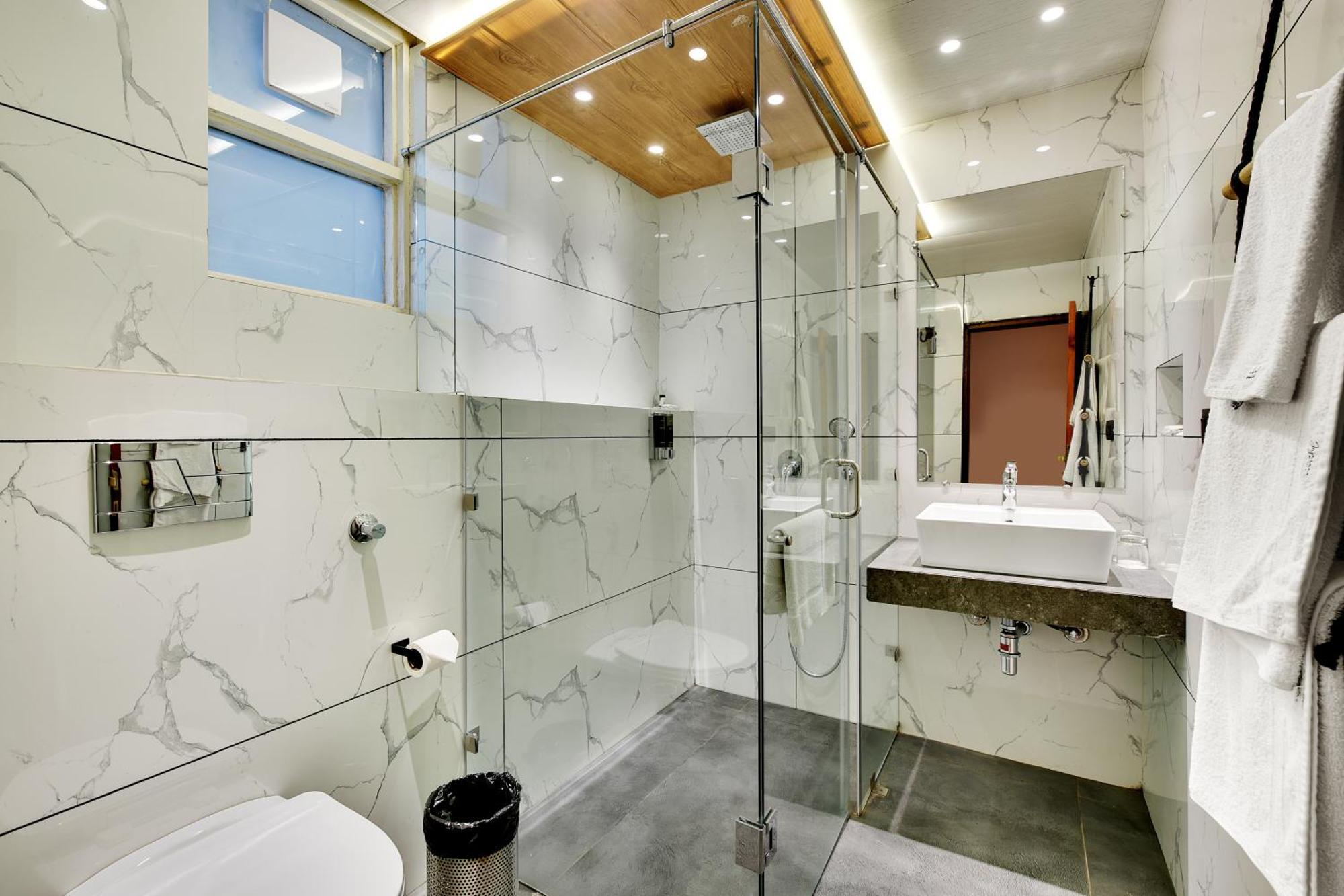 Tiaraa Jujurana Resort & Spa Dharamshala Buitenkant foto